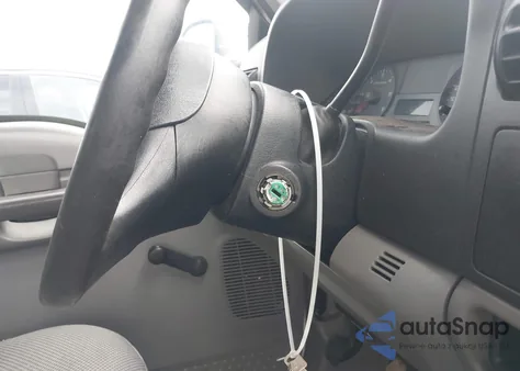 2006 Ford F-250 Lariat/Xl/Xlt from USA, damaged, VIN 1FTSW20546ED76288